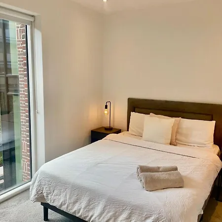 Gæstehus Modern Double Bedroom Dublin