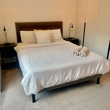 Modern Double Bedroom