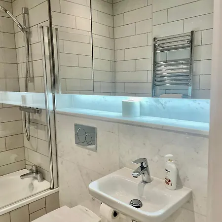 Modern Double Bedroom 4* Dublin